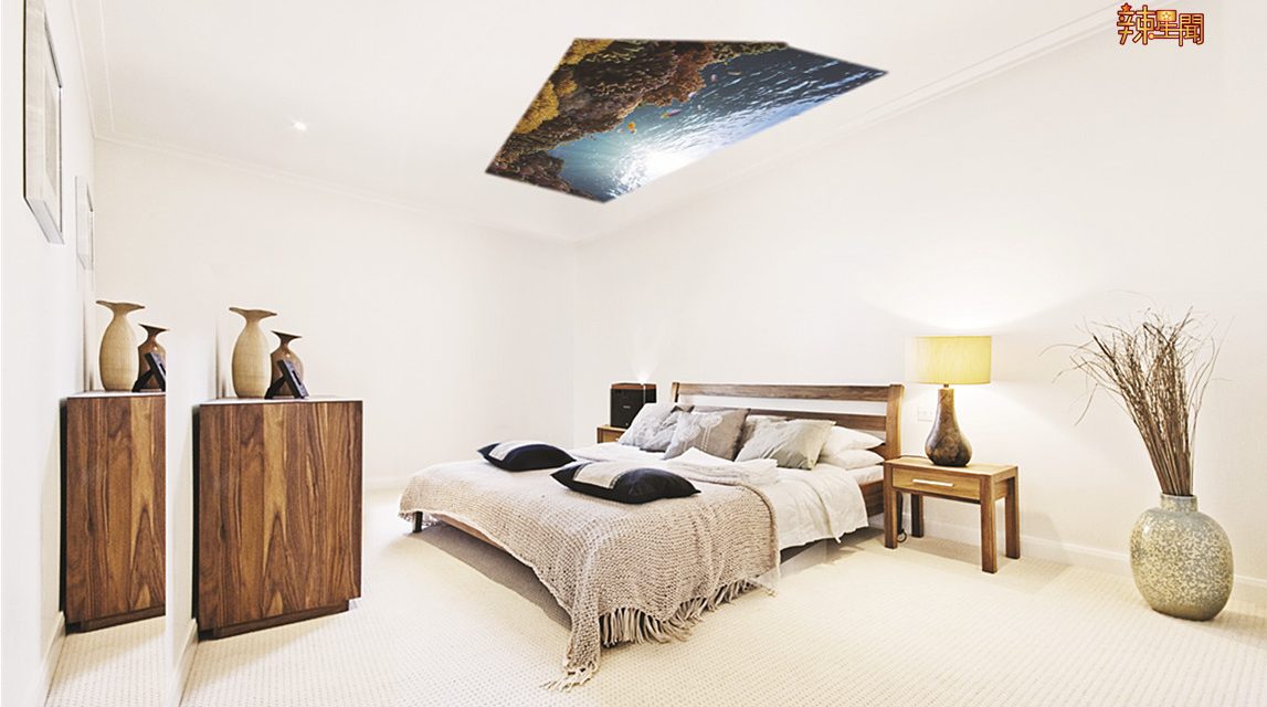 全球最小3LCD雅致雷射投影机 在家也能享受电影院体验