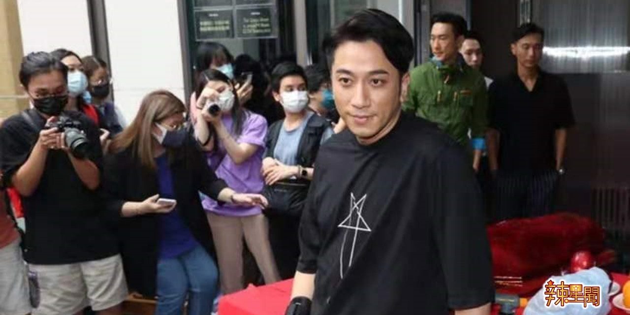 41岁吴卓羲帅到登热搜 被赞像吃了防腐剂