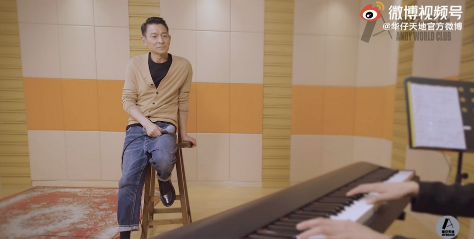 刘德华60岁生日 许愿望“世界平安”