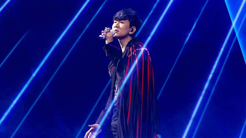 相隔736天终于开实体演唱会！林俊杰担心忘了怎么唱歌