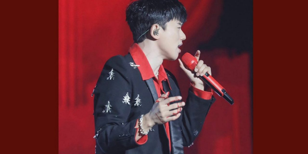 心疼！张杰摔下升降台 手流血坚持开唱