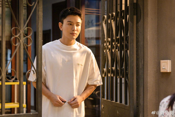 直播带货惹怒肯德基　贾乃亮遭索赔逾亿急道歉