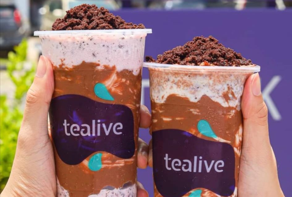 Tealive 和 KitKat限时推出巧克力威化奶昔饮料