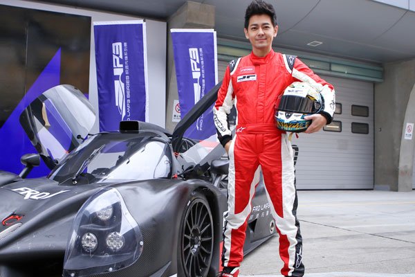 刚好救护车经过 林志颖逃过死劫获救