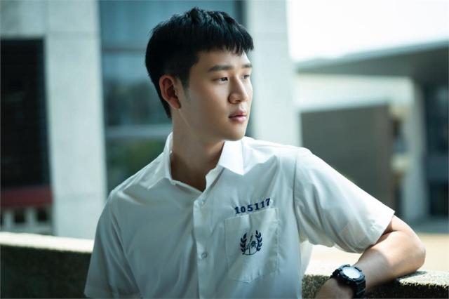 情歌王子周兴哲《2022 金马奖》入围2大奖！