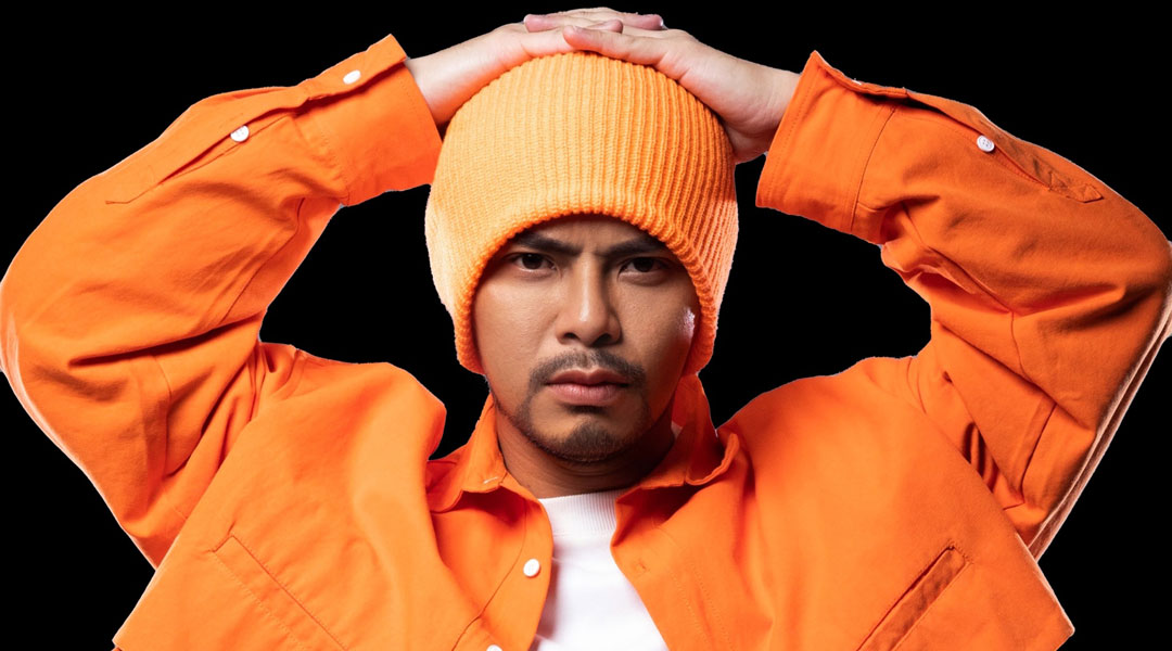 黄明志发飙！女性朋友被偶像“不戴套内射”