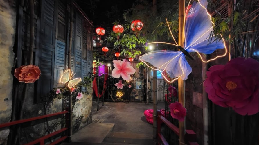 鬼仔巷百花齐放迎新春