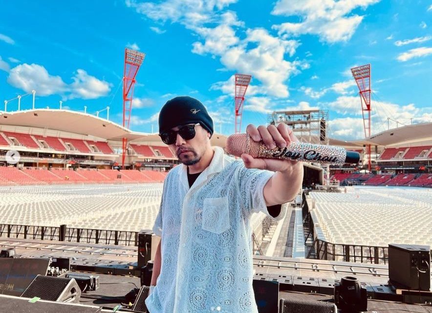 演唱会超时害主办被罚钱　周杰伦宠歌迷霸气喊“无所谓”