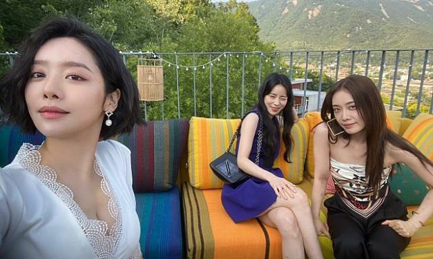 《黑暗荣耀》露点戏“是不是替身”？　“空姐”车珠英亲自解答