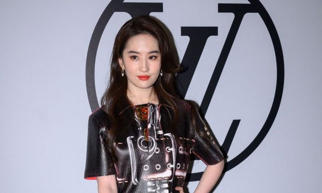 刘亦菲小时候长太漂亮被打 霸凌者公开炫耀