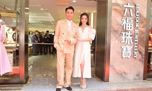 预演婚礼！马国明汤洛雯首情侣档出席活动