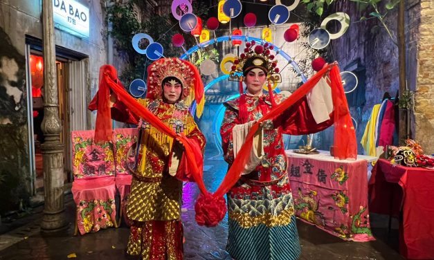 鬼仔巷“Drama Queen 月映戏伶”艺术装置展 8月16日至9月22日开放