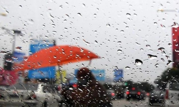 连续6天豪雨来袭！这三地区迎季风潮，强风巨浪同步肆虐