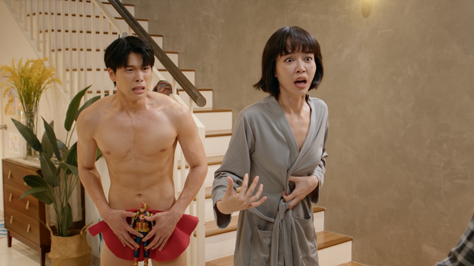 容启航《我的鲜肉老爸》清场拍全裸戏 现实中单身林绿演妈有压力