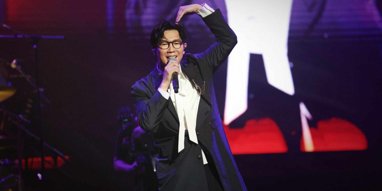 品冠演唱会邀千人齐唱生日快乐歌 为儿子庆12岁