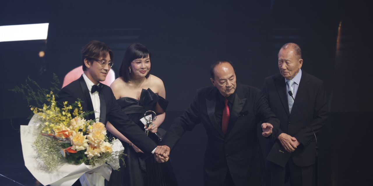 狄龙荣获第八届马来西亚金环奖终身成就奖