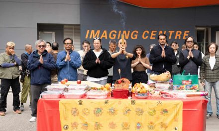 彭氏兄弟12年后再联手《拾荒法师2》 何超、Iman苦练九个月武术迎挑战 谢君豪、郑则仕两大影帝坐镇