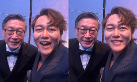 担任澳门金萱奖颁奖人 赖宇涵后台遇偶像《无间道》导演刘伟强