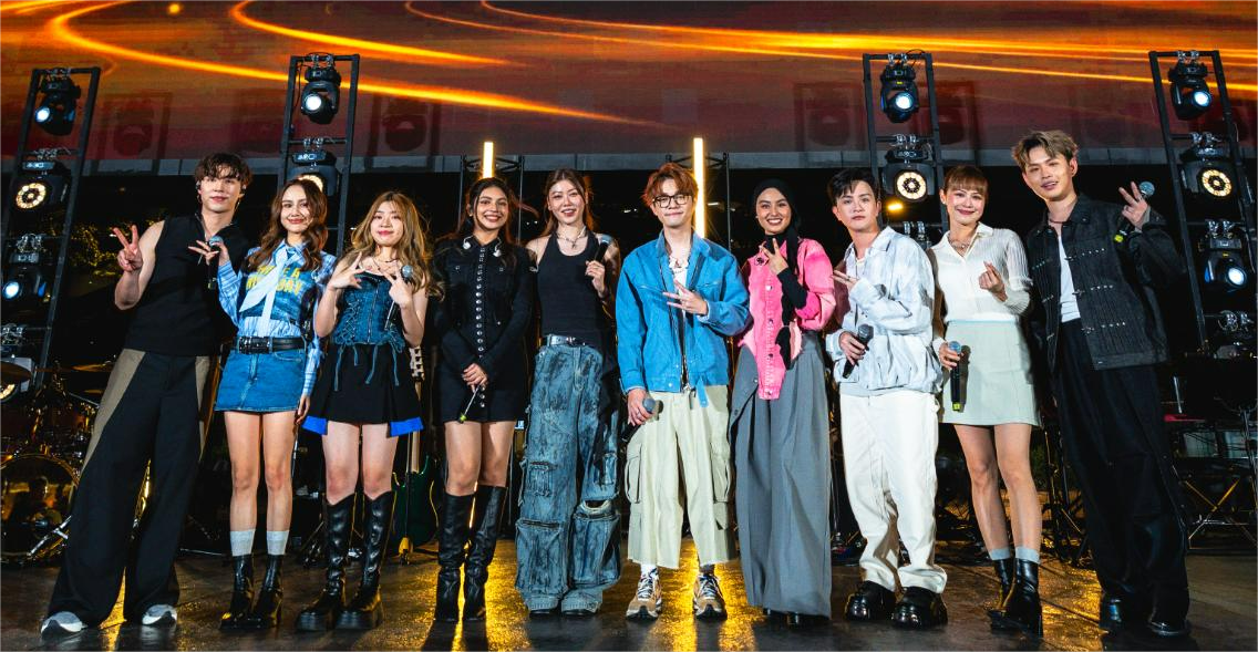 《最好的我们》歌手重聚开唱 蔡恩雨现场被催婚