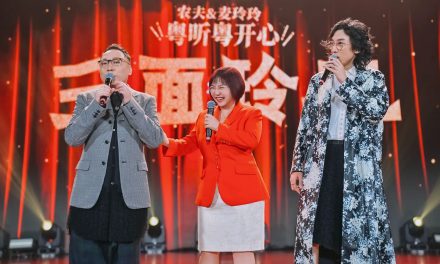 《三面玲农•马上好运》三八妇女节云顶引爆 麦玲玲现场“看掌”帮观众开运