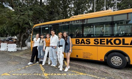 黎诺懿《我的快乐年代》化身“校长”携艺人展开跨时代回忆之旅