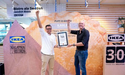 创下“国民最爱小吃”纪录！大马IKEA30年售出860万颗咖喱角 获《马来西亚纪录大全》认证