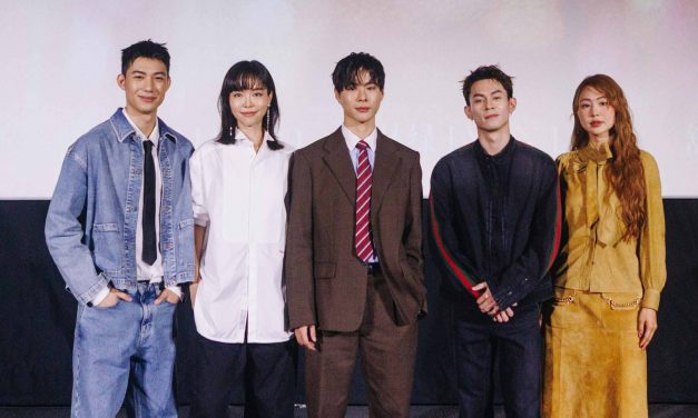 男主吴清年为新剧《恋爱演算法》学抽烟 分享拍吻戏爆笑过程