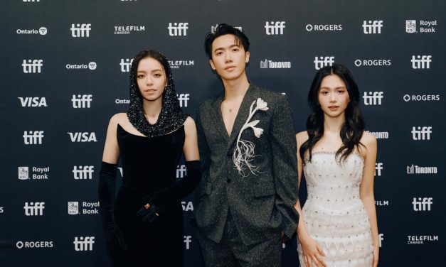 《告别的年代》多伦多影展世界首映 宋芸桦、MIRROR邱士缙、萧莉璇盛装出席红毯